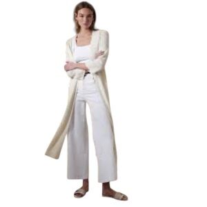 Banana Republic Wide Trim Duster in “Snow Day”  SOLD OUT  Size Large